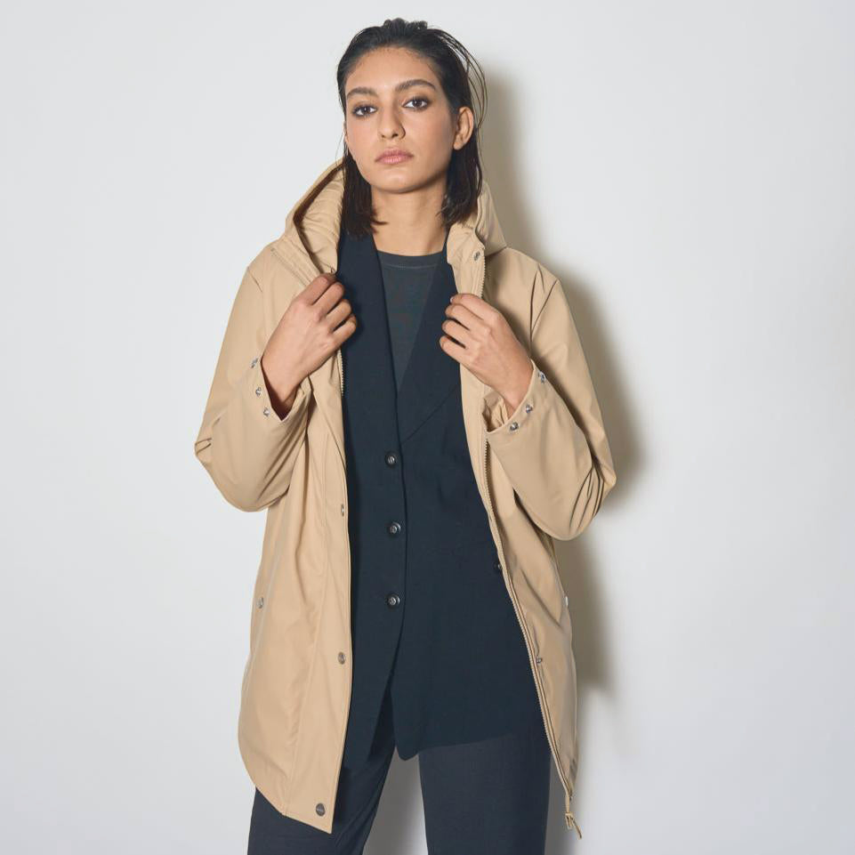 Rubberized coat in Camel