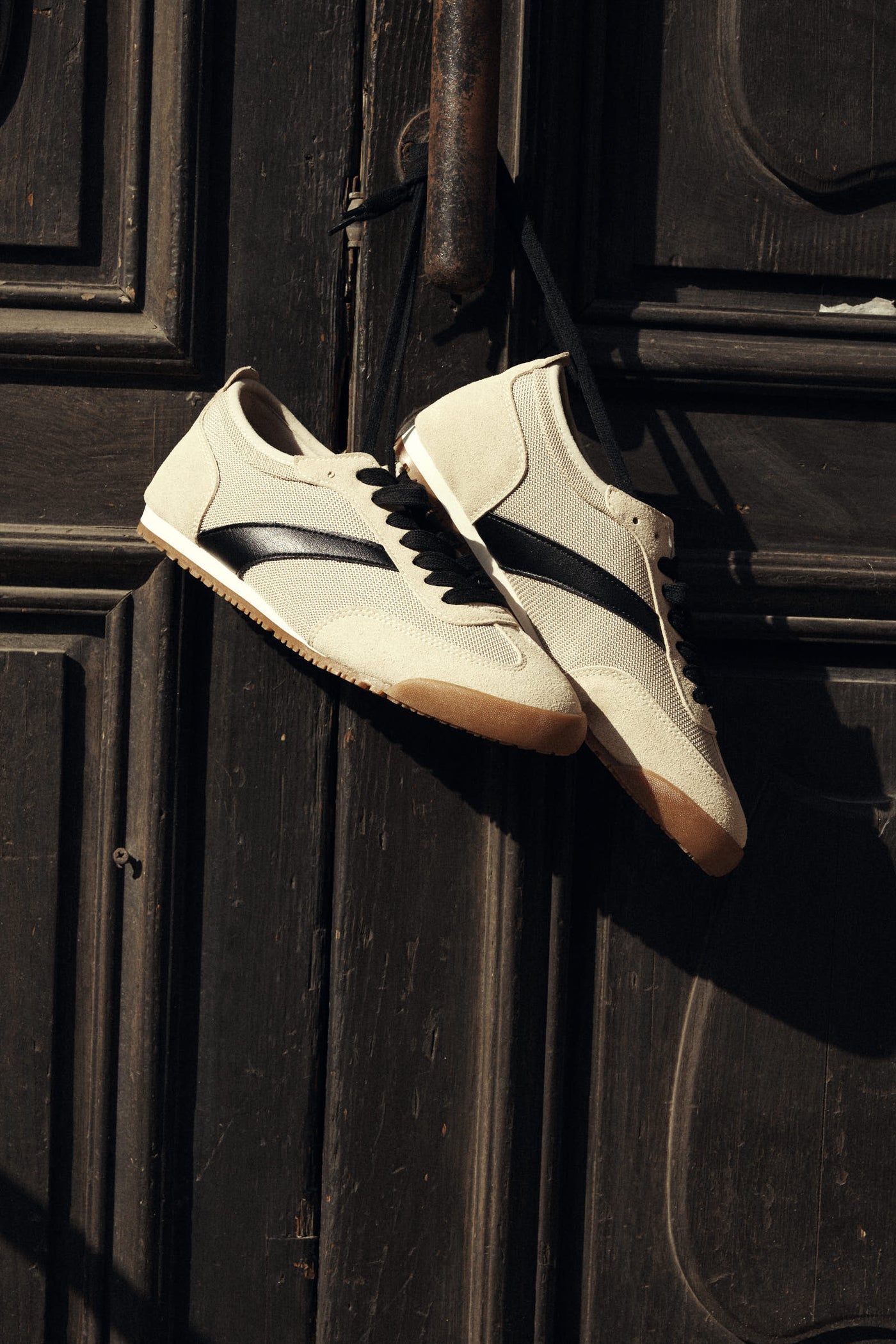 Airy Suede sneakers Beige