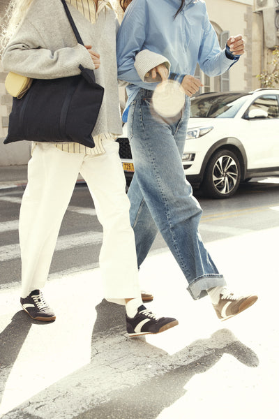 Airy Suede sneakers Black