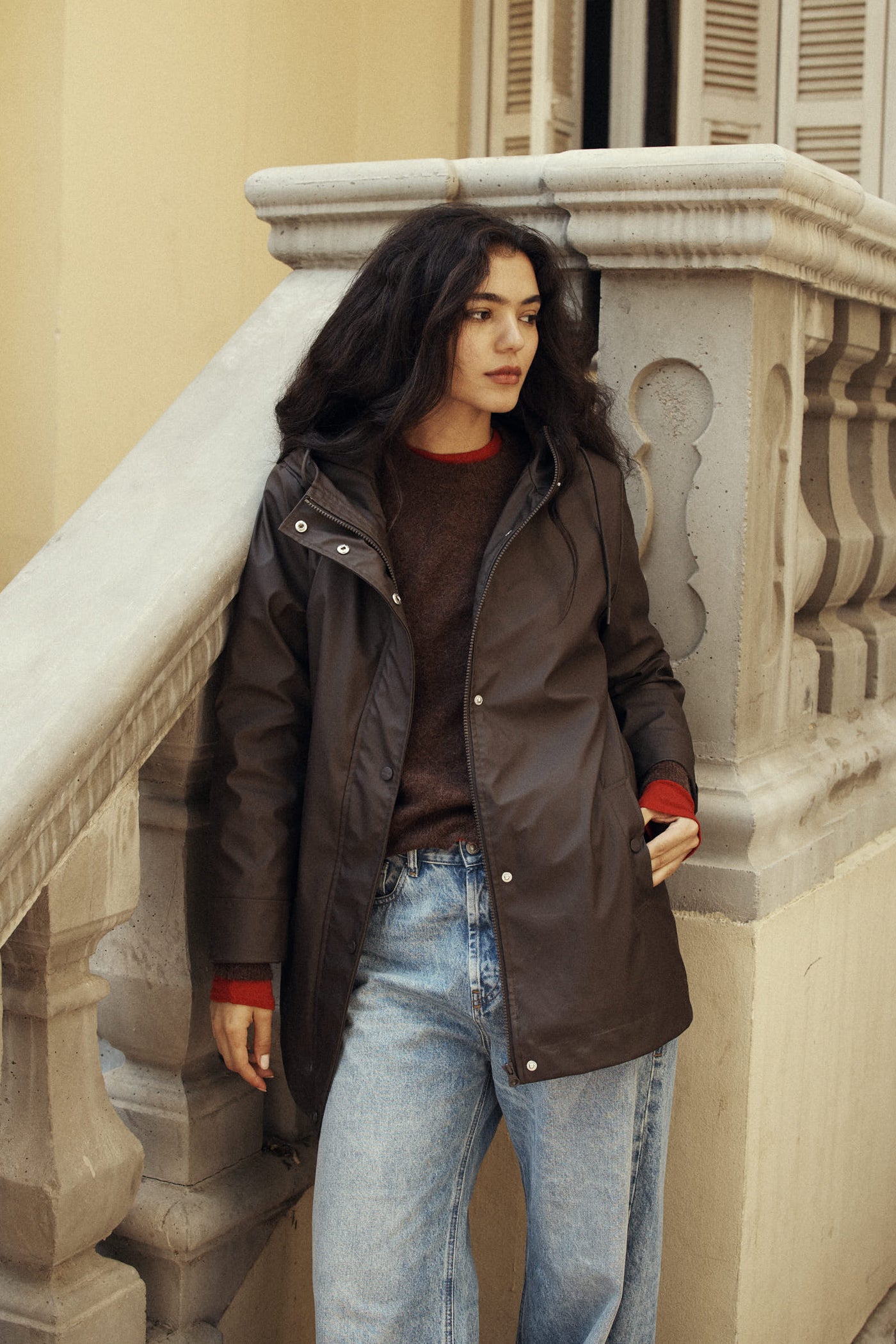 Rubberized raincoat in Brown