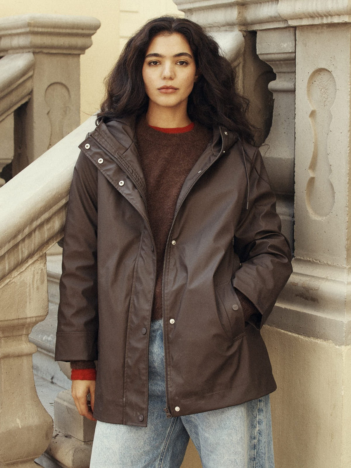 Rubberized raincoat in Brown