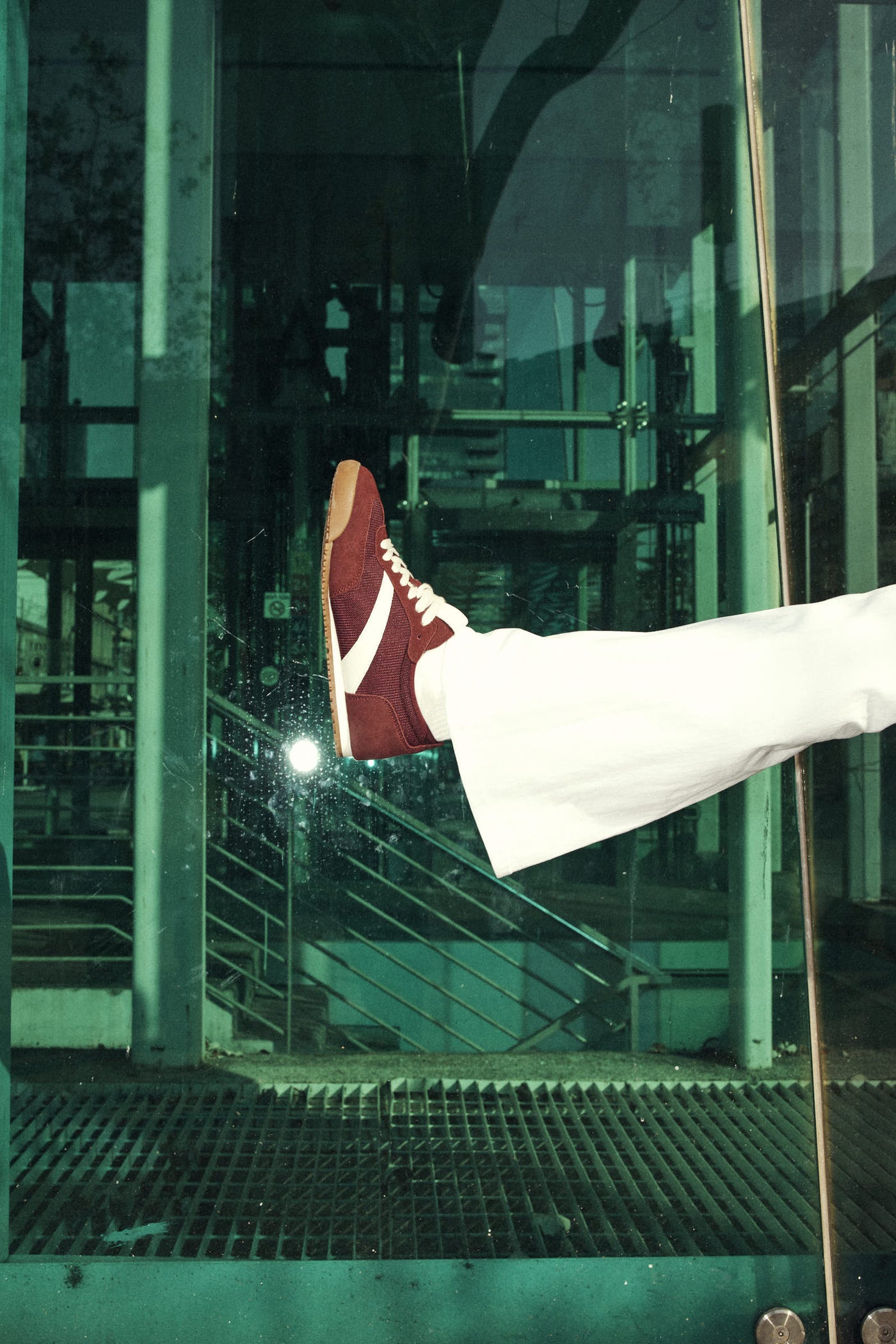 Airy Suede sneakers Borgundy