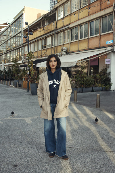 Rubberized raincoat in Taupe