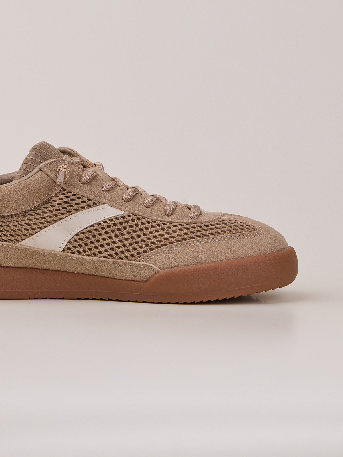 Mesh sneakers Beige