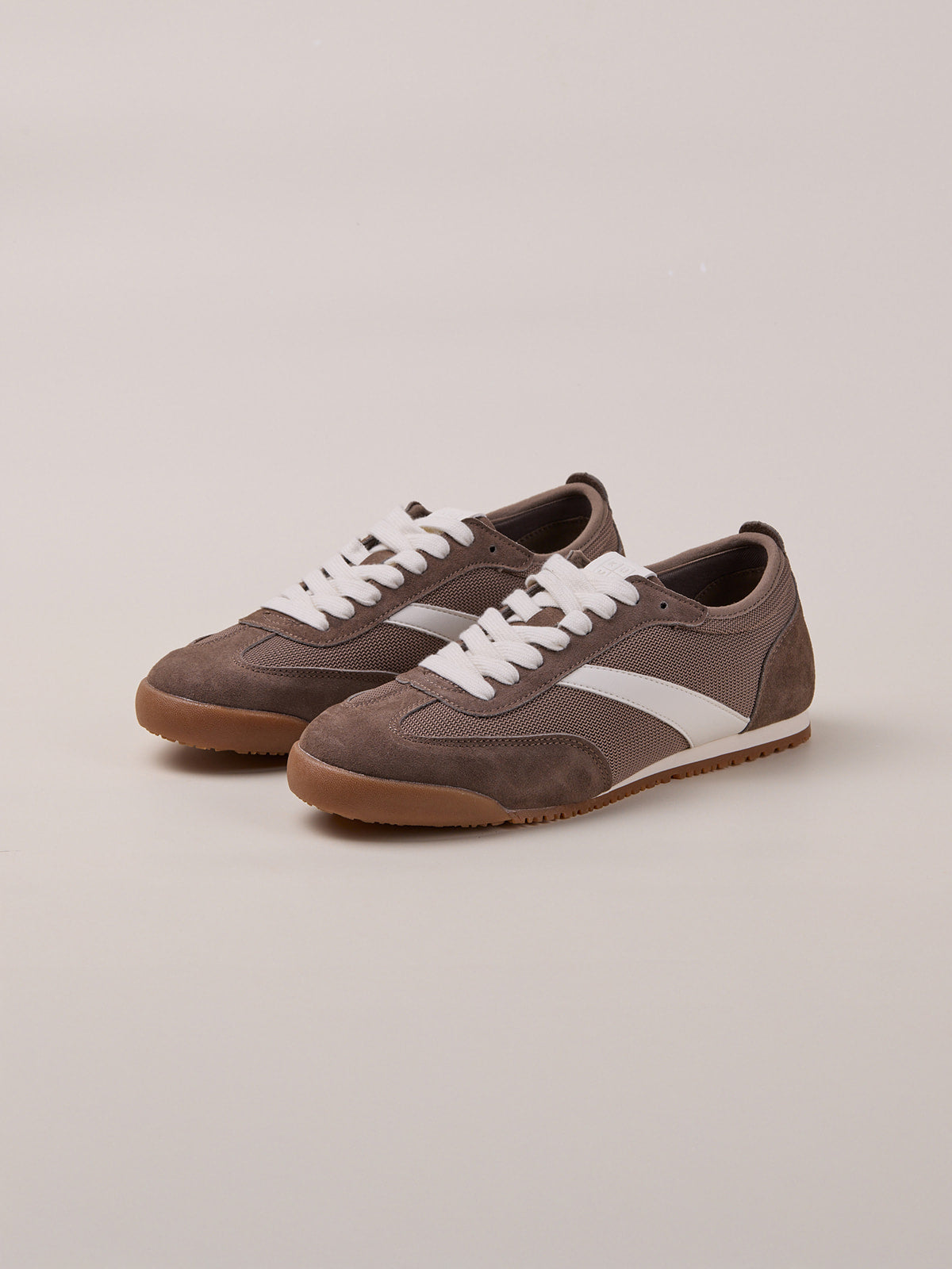 Airy Suede sneakers Taupe