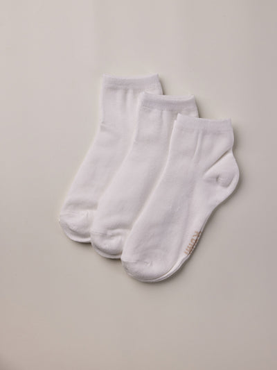 White Ankle socks