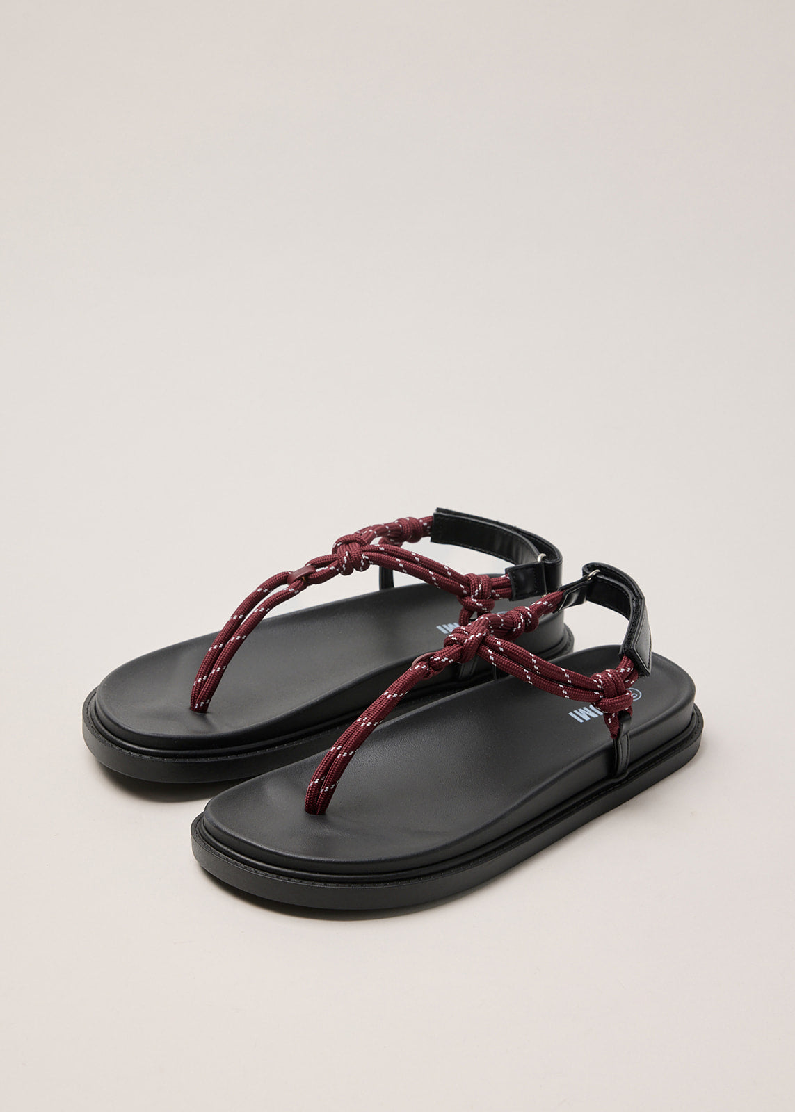 Cord sandals in Borgundy