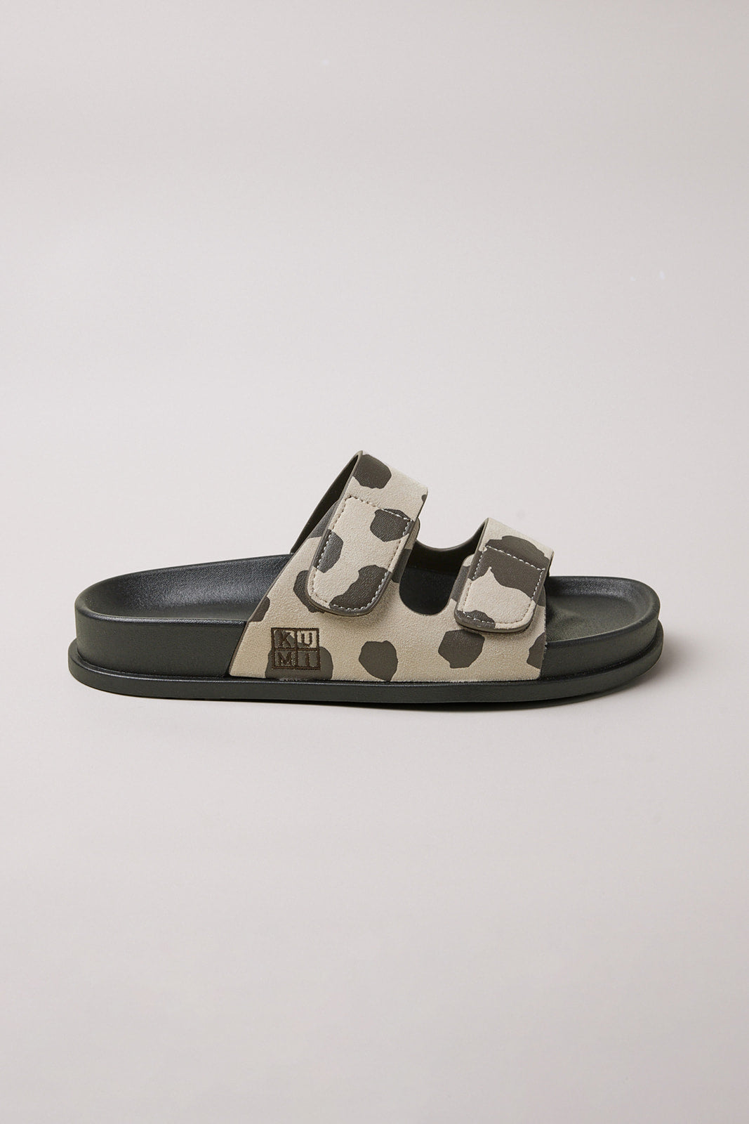 Two strap slides Cow print