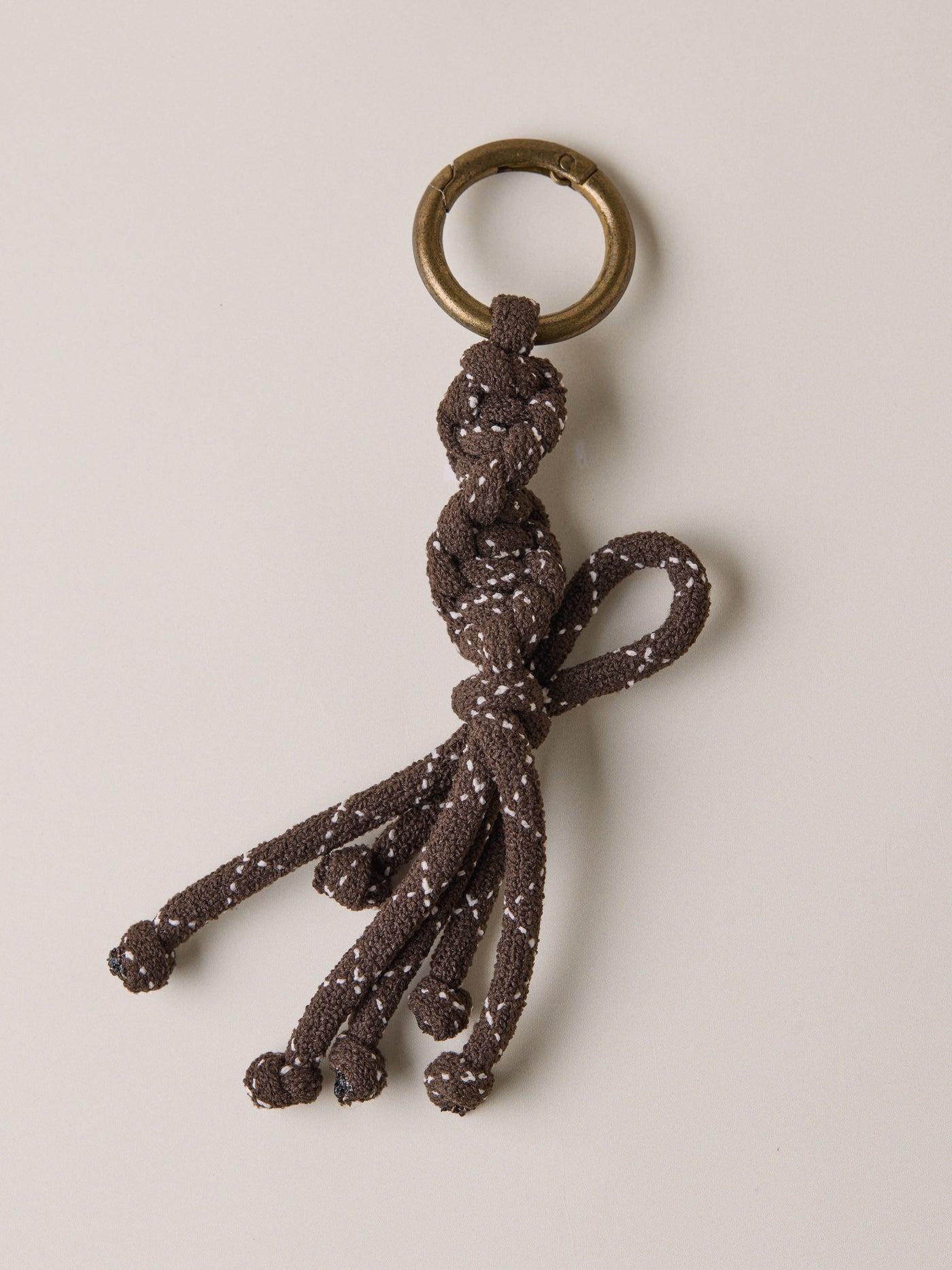 brown rope charm – Kumi