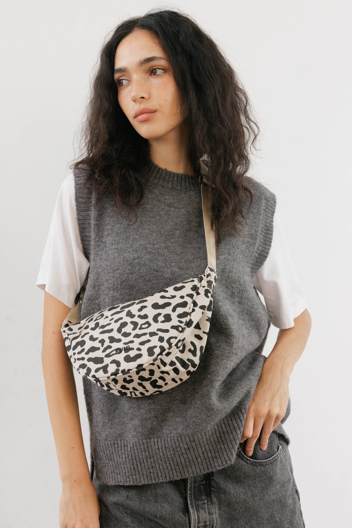 Offwhite Leopard crossbody bag